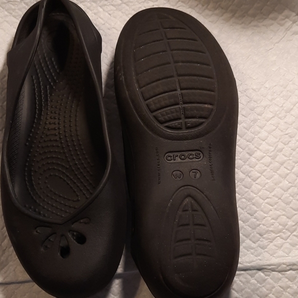 Women's CROCS FLATS - Picture 2 of 6